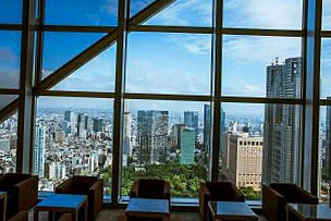 ピークラウンジ