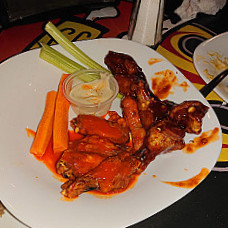 Wings And Drinks