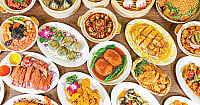 Chǔ Niǎn Jì Dà Pái Dàng Chorland Cookfood Stall