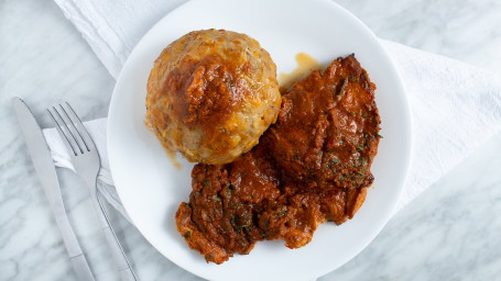 Mofongo Con Pechuga De Pollo A La Milanesa