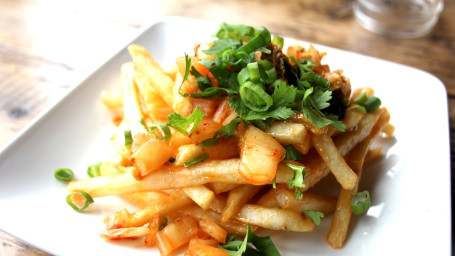 H3. Kimchi Fries Pào Cài Shǔ Tiáo