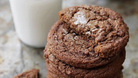 8-Pack Mini Ginger Molasses Cookies