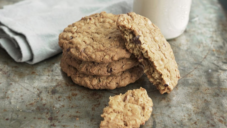 Apricot Oatmeal Pecan Cookie