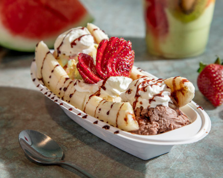 Banana And Strawberry Boat