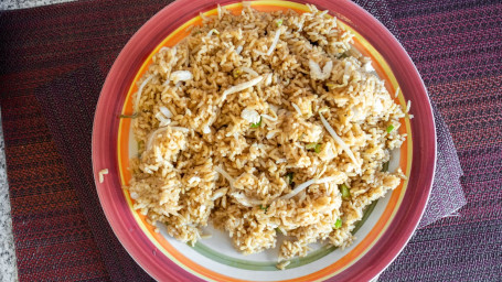 59. Chicken Fried Rice Jī Chǎo Fàn