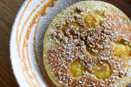 Banana Crumb Pancakes