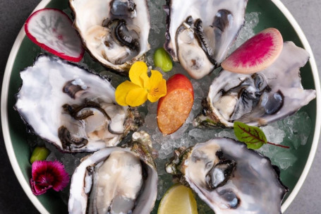 Fresh Oyster W/ Tobiko