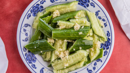 Pāi Huáng Guā Crushed Cucumber With Garlic