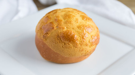 Crunchy Bun Bō Luó Bāo