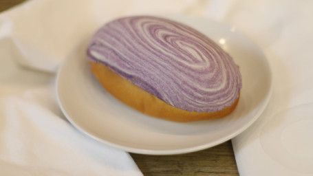 Taiwanese Style Taro Bun Tái Shì Yù Ní Bāo