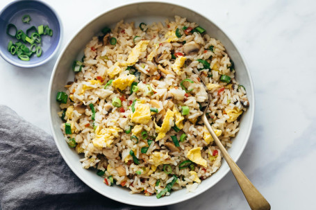 Egg Fried Rice Serves 1