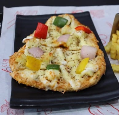 Pizza Makhni Panir
