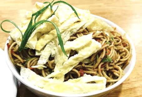 Egg Spicy Ginger Noodles