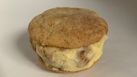 Snickerdoodle With Cookie Dough