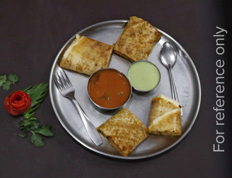 Paper Butter Onion Masala Dosa