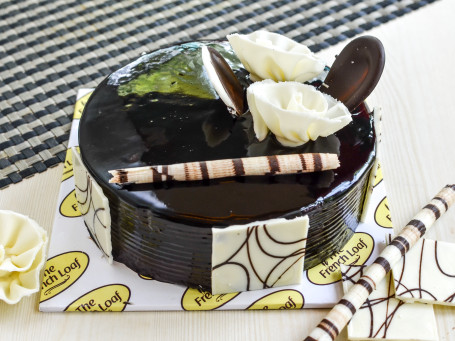 Chocolate Fantasy Cake Regular