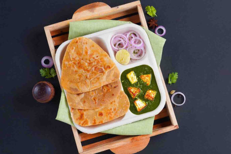 Fiambrera Palak Paneer Paratha