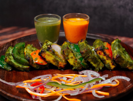 Paneer Hariyali Tikka (8Pcs)