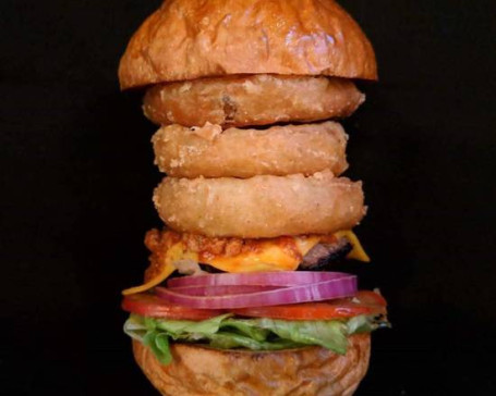 Yáng Cōng Quān Hàn Bǎo Onion Rings Burger