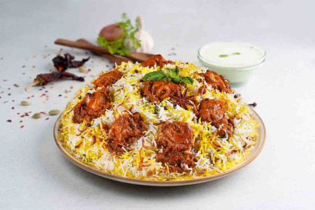 Biryani De Pollo Con Mantequilla De Lucknowi