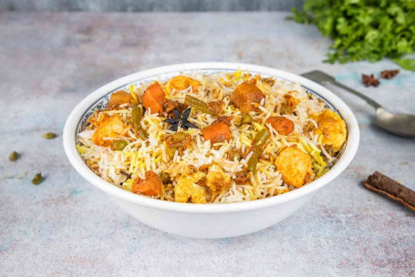 Lucknowi Veg Biryani (Serves 1)