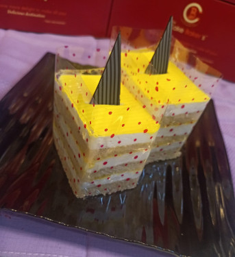 Pine Apple Pastry 1 Piece