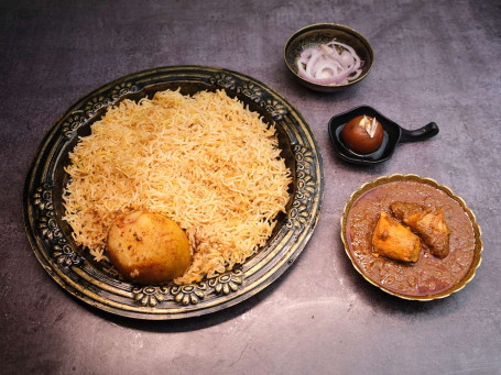 Alu Biryani With Bhuna Murg Masala [1 Pcs, 100Ml] Gulab Jamun (In Bento Box)