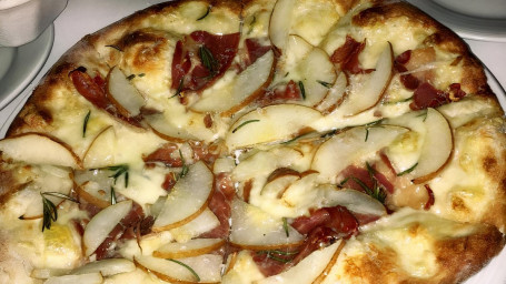 Pear Prosciutto Pizza