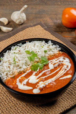 Bol De Arroz Con Pollo Y Mantequilla Ahumada