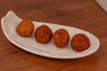 Corn Cheese Balls (4 Pcs)