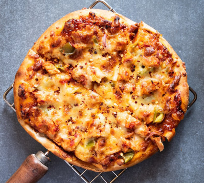 Indian Hot Spice Chicken Pizza