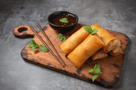 Veg Spring Roll(6Pcs)