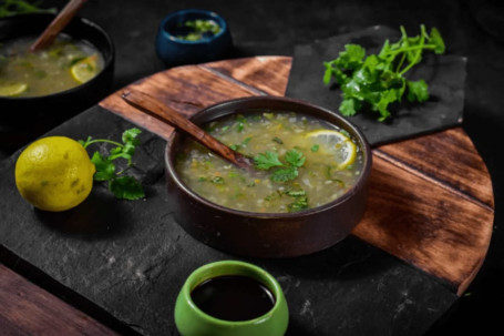 Veg Lemon And Coriander Soup