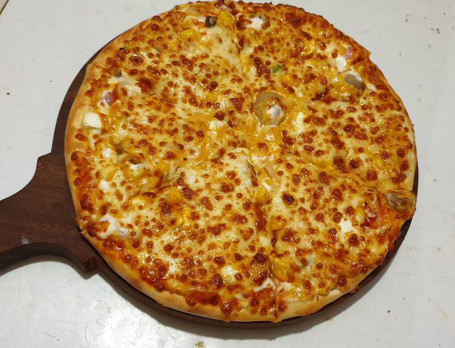 13 Large Tandoori Pizza