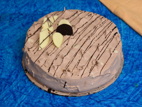 Chocolate Pastry Cake