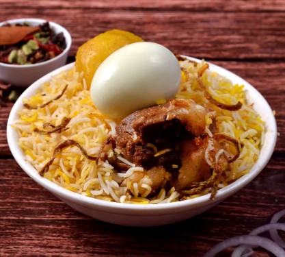 Mutton Masala Biryani With Egg [Quarter Plate]