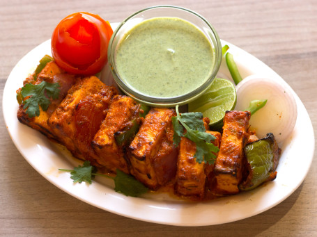 Tandoori Lajjez Paneer Tikka