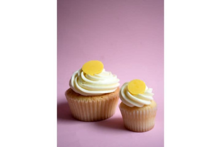 Lemon And Creamcheese Cupcake