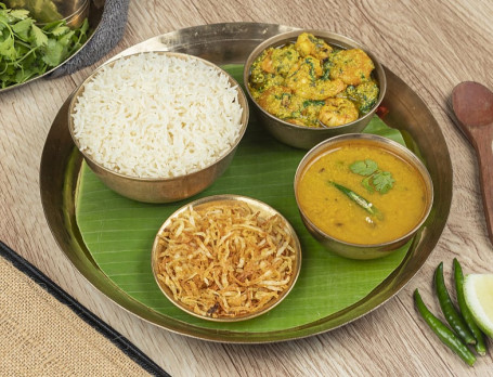 Kochupatta Diye Chingri Mini Thali