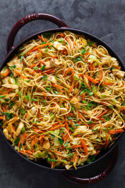 Chicken Chow Mein(Gravy)