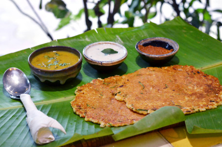 Addai Dosa (Spicy Lentil Dosa) (1 Pc)