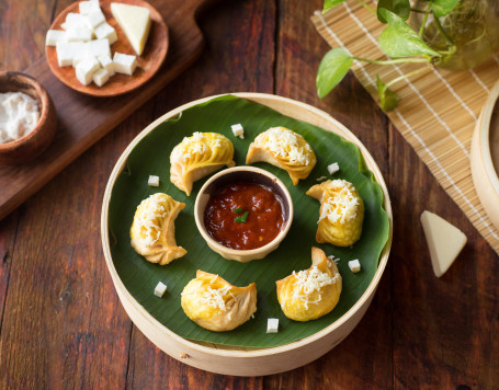 Paneer Cheese Momos [6 Pieces]