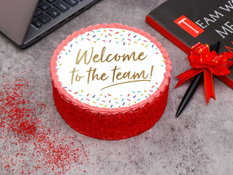 Bienvenido Al Equipo Red Velvet Cake