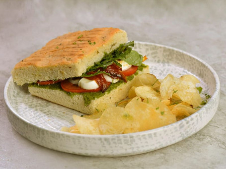 Tomato, Pesto And Bocconcini Sandwich