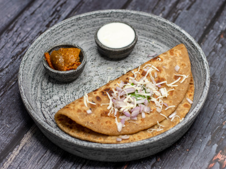 Cheese Paratha (2 Pcs) With Curd Pickle