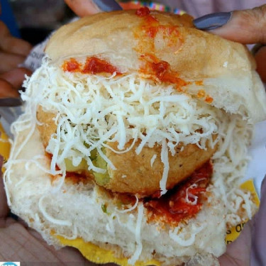 Queso Vada Pav