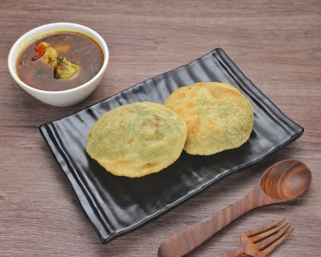 Mattar Kachori (2 Pcs)