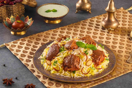 Dum Gosht Bahaar (Biryani Con 50 % De Cordero Extra, Sirve: 1-2)