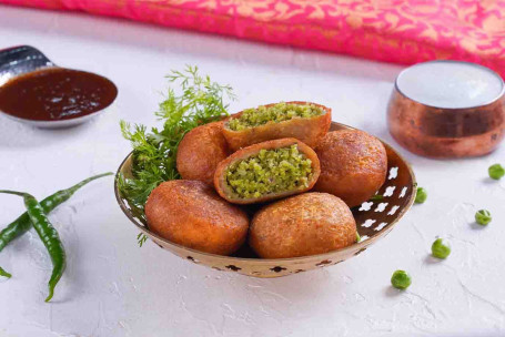 Aloo Pattice (5 Uds) Con Imli Chutney Y Cuajada