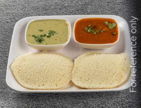 Sambar Dipped Idli